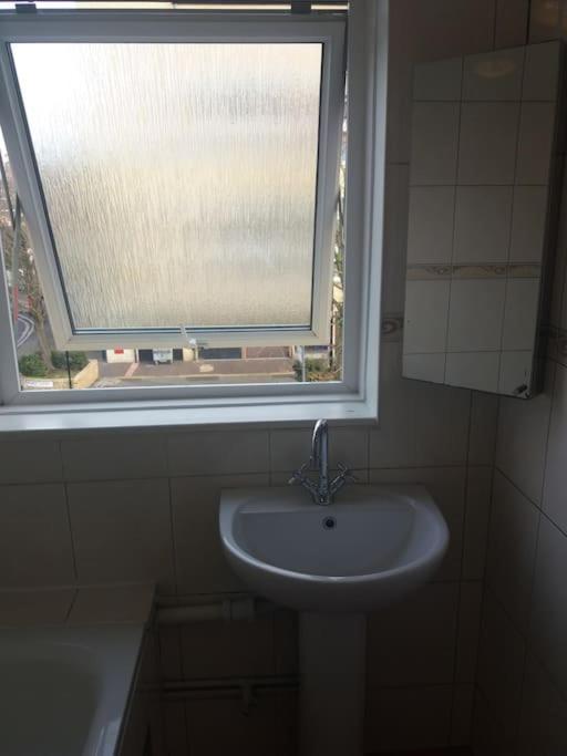 Wilmot Close London Ngoại thất bức ảnh
